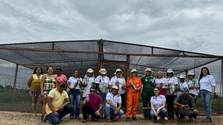 Entrega de viveiro que abrigará 60 mil mudas marca compromisso com reflorestamento da Caatinga