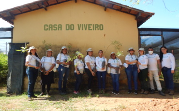 Projeto Reflorescer e mulheres agricultoras realizam visita de troca de saberes a viveiros de mudas